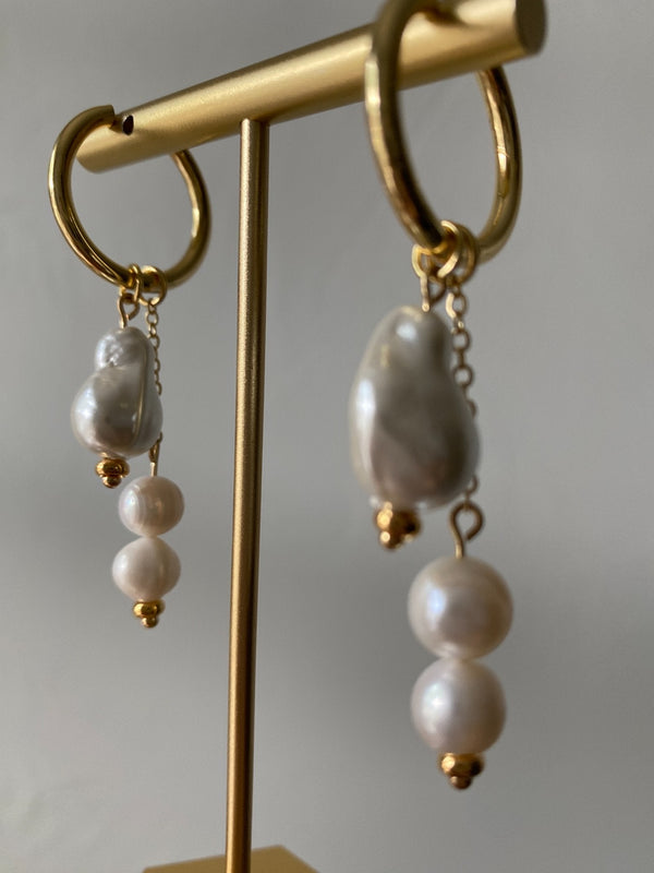 Pearl and Teardrop Crystal Bead Earrings - 11