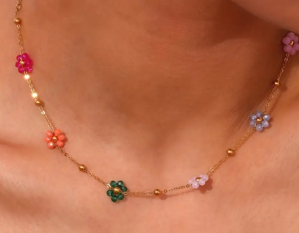 Colorful beaded Gold necklace  - 3