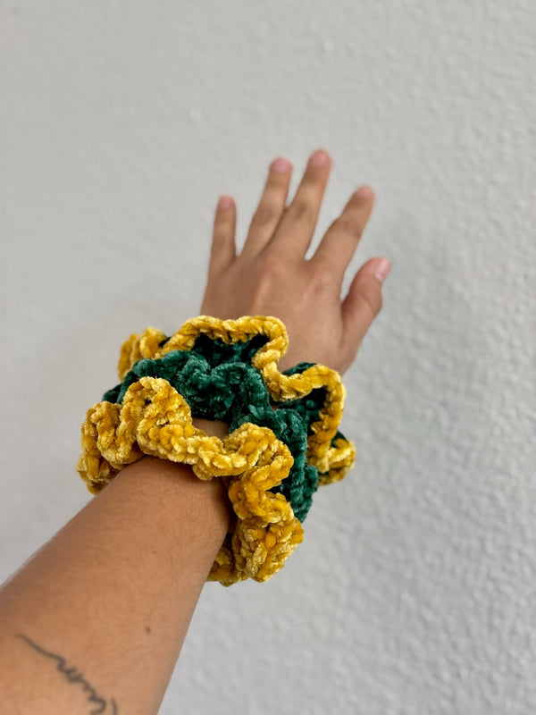 Velvet Crochet Scrunchie - 5